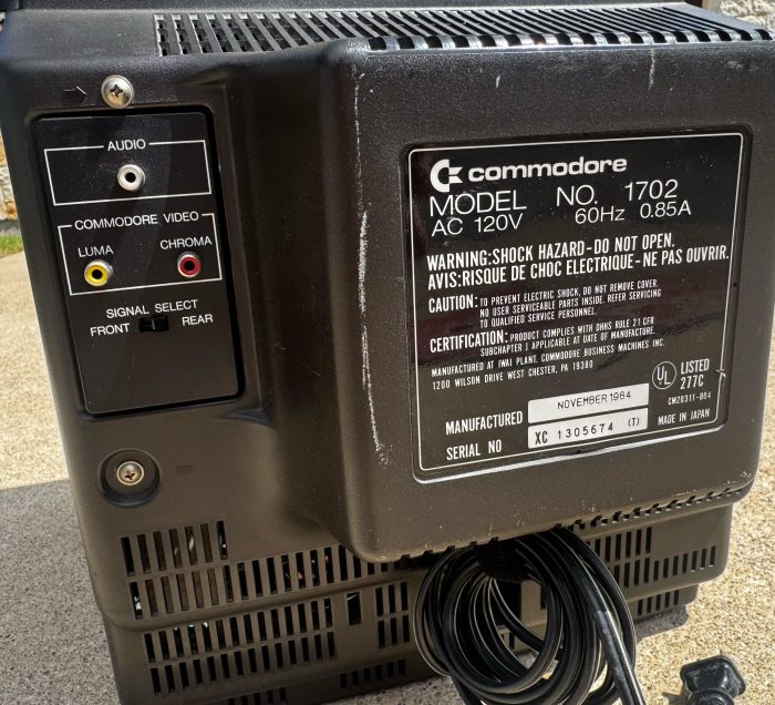 Commodore 1702 · Austin CRTs